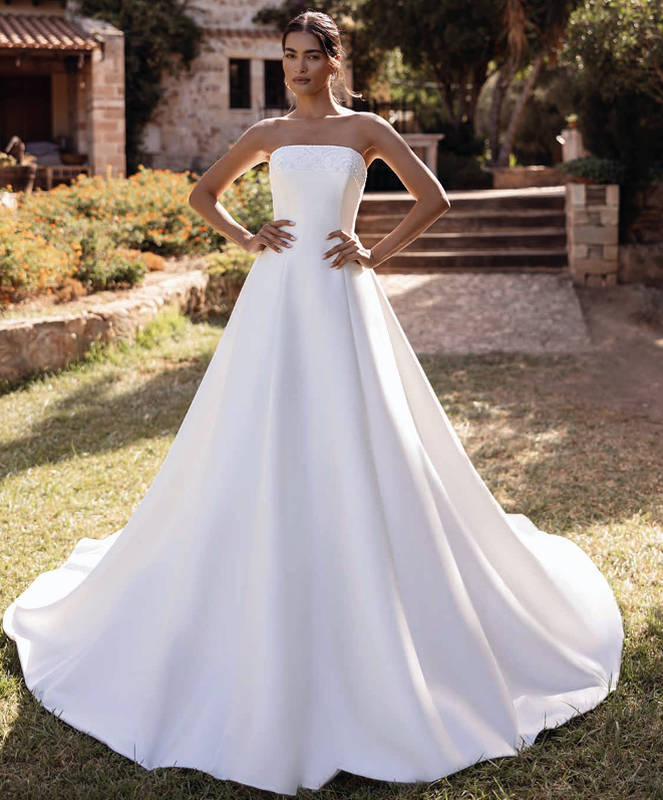 vestido largo de novia Demetrios